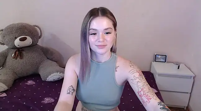 miaacatt online show from 03-10-25, 09:53