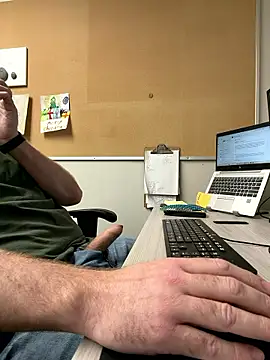 Bigbi6foot5 online show from 01-09-26, 07:48