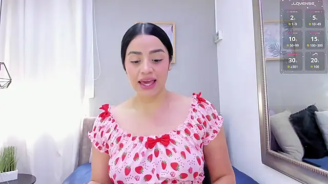 Paula Desousa online show from 09-16-25, 05:36