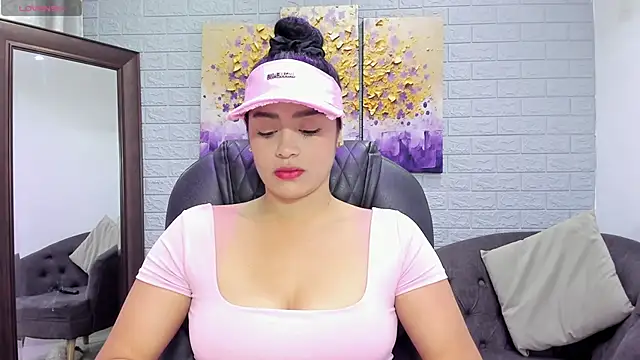 Paula Desousa online show from 12-22-25, 07:33