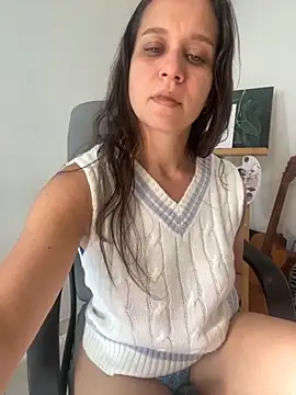 hotcookie28 online show from 10-11-25, 06:39