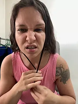 hotcookie28 online show from 02-06-26, 03:15