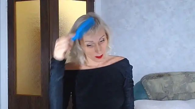 Snapshot of Kissiya-Allisya chatting on 05-14-26, 12:17 Kissiya-Allisya online show from 05-14-26, 12:17