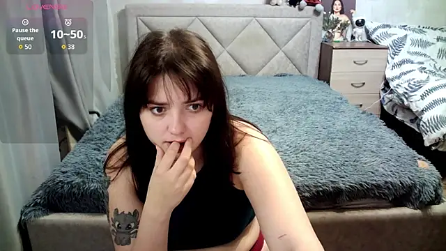 juliettkalen online show from 09-29-25, 03:00