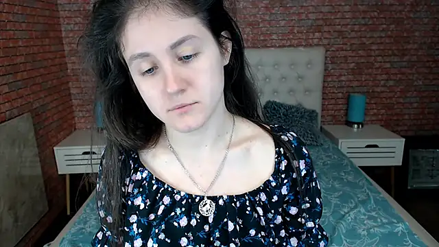 Holliy Cooper online show from 03-21-25, 07:55