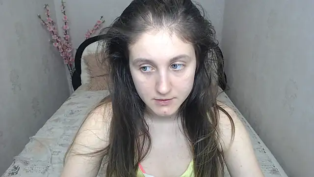 Holliy Cooper online show from 05-20-26, 07:58