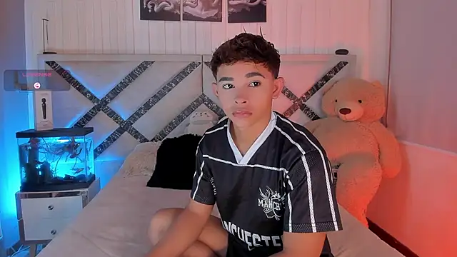 Snapshot of Austin_connor_ chatting on 09-20-25, 10:05 Austin connor online show from 09-20-25, 10:05