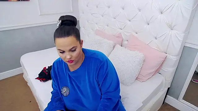 Snapshot of RavishingJenna chatting on 11-07-25, 08:31 RavishingJenna online show from 11-07-25, 08:31