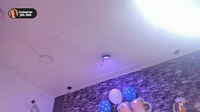 jade swet online show from 10-12-25, 09:30