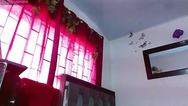 DULCE ZOE online show from 04-01-26, 07:33