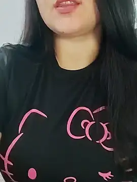 Snapshot of ErikaVlovely chatting on 09-10-25, 11:21 ErikaVlovely online show from 09-10-25, 11:21