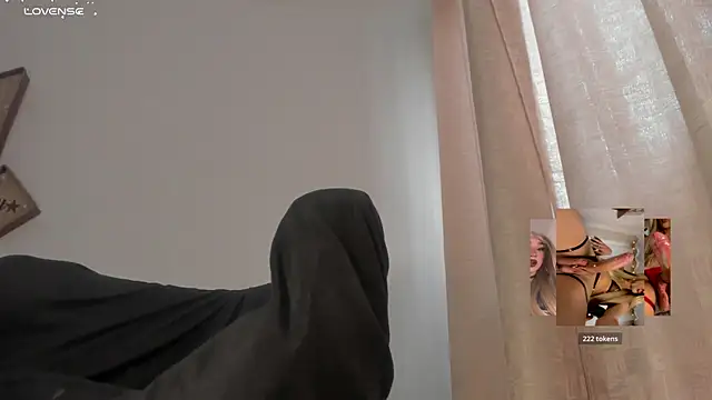 isabelsexysmile  online show from 08-08-26, 05:37