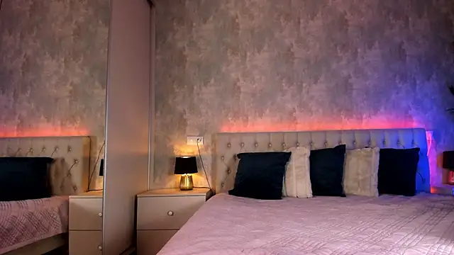 Snapshot of Rai_Raisa chatting on 10-15-25, 10:59 Rai Raisa online show from 10-15-25, 10:59