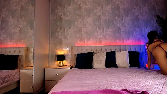 Snapshot of Rai_Raisa chatting on 11-06-25, 01:56 Rai Raisa online show from 11-06-25, 01:56