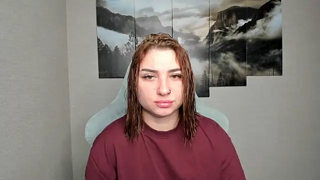 Snapshot of Sourr_Lollipop chatting on 06-18-26, 12:33 Sourr Lollipop online show from 06-18-26, 12:33