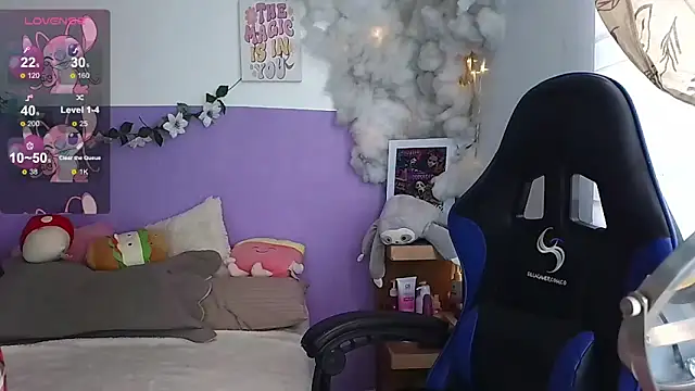 Snapshot of northly chatting on 02-08-25, 03:42 northly online show from 02-08-25, 03:42