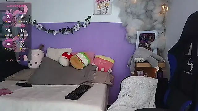 Snapshot of northly chatting on 02-21-25, 04:48 northly online show from 02-21-25, 04:48