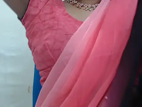 Lovely Siri 23 online show from 01-09-26, 04:21