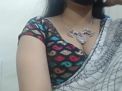 Lovely Siri 23 online show from 03-14-26, 06:08