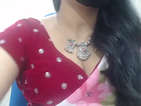 Snapshot of Lovely_Siri_23 chatting on 07-13-26, 06:11 Lovely Siri 23 online show from 07-13-26, 06:11