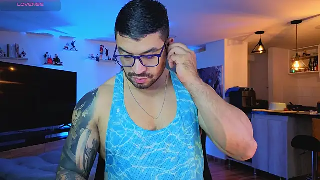 Michael Diamond online show from 09-25-25, 02:37