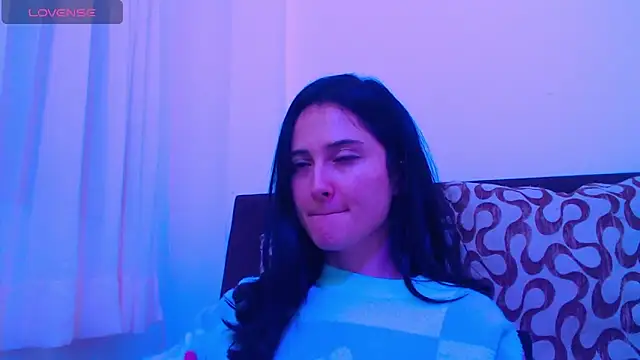 Snapshot of AlissonnFoxx chatting on 06-11-26, 04:32 AlissonnFoxx online show from 06-11-26, 04:32