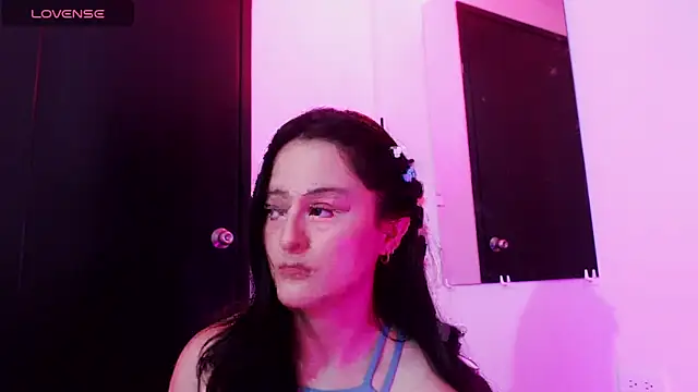 Snapshot of AlissonnFoxx chatting on 06-15-26, 10:01 AlissonnFoxx online show from 06-15-26, 10:01
