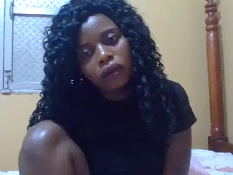 Snapshot of sweetbabra1 chatting on 02-01-25, 05:28 sweetbabra1 online show from 02-01-25, 05:28