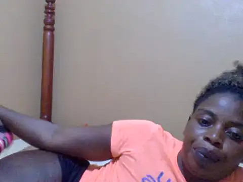 Snapshot of sweetbabra1 chatting on 03-21-25, 09:45 sweetbabra1 online show from 03-21-25, 09:45