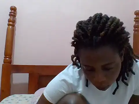 Snapshot of sweetbabra1 chatting on 06-11-26, 05:16 sweetbabra1 online show from 06-11-26, 05:16