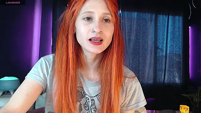 Snapshot of skinny_Raven chatting on 09-21-25, 05:14 skinny Raven online show from 09-21-25, 05:14