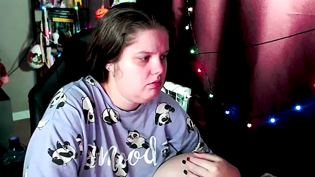 Snapshot of so_cute777 chatting on 12-18-25, 09:32 so cute777 online show from 12-18-25, 09:32