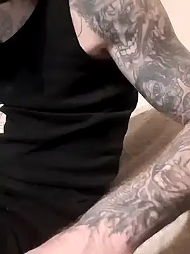 PIercingBoy38 online show from 02-02-25, 06:42