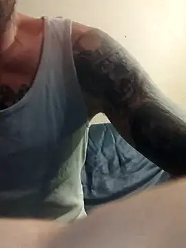 PIercingBoy38 online show from 11-02-25, 07:27