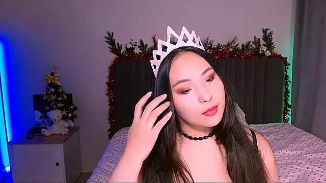 monabooty online show from 12-22-24, 04:39