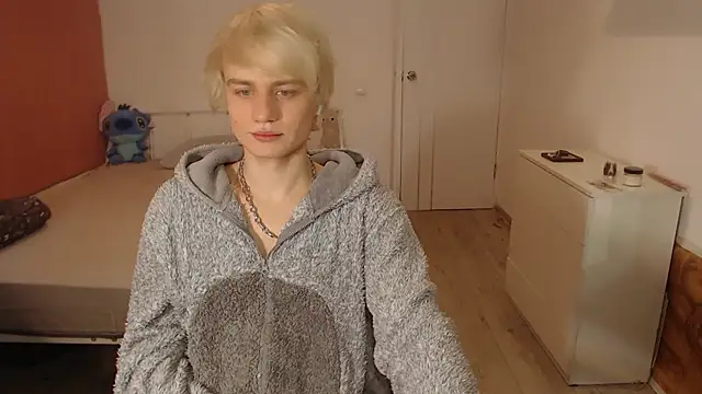 Oliver sweet  online show from 01-12-26, 01:22