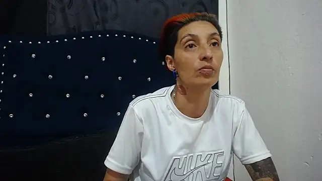 Snapshot of anyu1306 chatting on 12-11-24, 02:52 anyu1306 online show from 12-11-24, 02:52