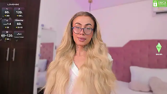 Snapshot of Miss_sagitario chatting on 03-08-25, 12:09 Miss sagitario online show from 03-08-25, 12:09