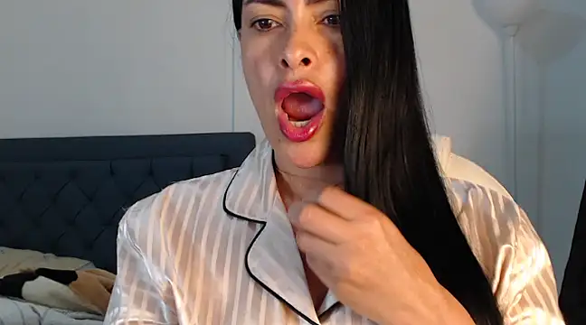 susana07 online show from 01-26-25, 01:47