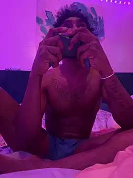 Snapshot of LawrenceBanques chatting on 03-20-25, 12:08 LawrenceBanques online show from 03-20-25, 12:08