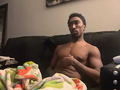 Snapshot of LawrenceBanques chatting on 10-25-25, 07:49 LawrenceBanques online show from 10-25-25, 07:49