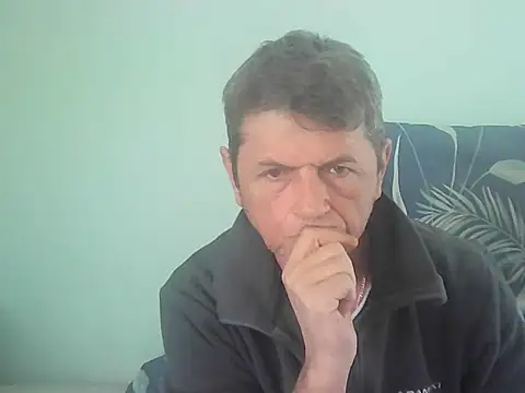 czarek888 online show from 04-12-26, 01:38