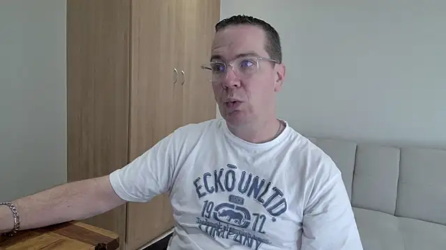BrettJ81 online show from 05-03-26, 01:50
