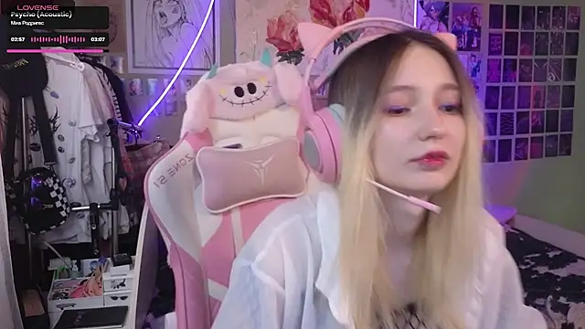 Evie Ro online show from 03-03-25, 07:32