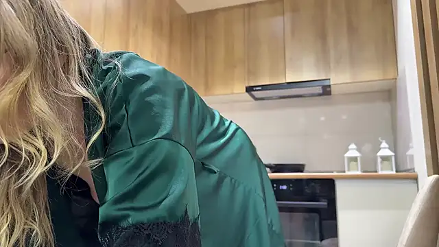 mommy nadin online show from 02-21-26, 05:14