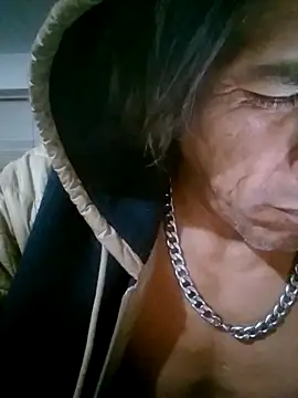 Snapshot of kvr27 chatting on 09-28-25, 02:50 kvr27 online show from 09-28-25, 02:50