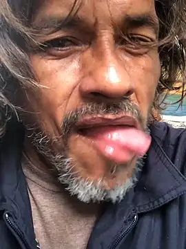 Snapshot of kvr27 chatting on 10-20-25, 09:48 kvr27 online show from 10-20-25, 09:48