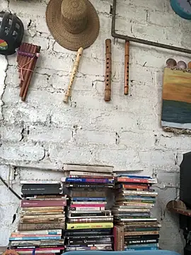 Snapshot of kvr27 chatting on 11-06-25, 06:20 kvr27 online show from 11-06-25, 06:20