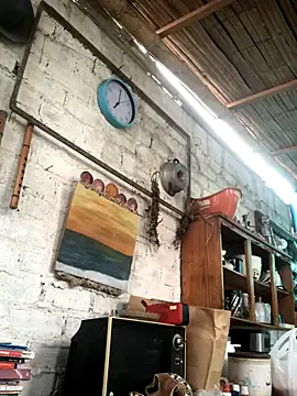 Snapshot of kvr27 chatting on 11-09-25, 11:52 kvr27 online show from 11-09-25, 11:52