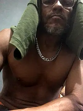 Snapshot of kvr27 chatting on 11-20-25, 11:10 kvr27 online show from 11-20-25, 11:10